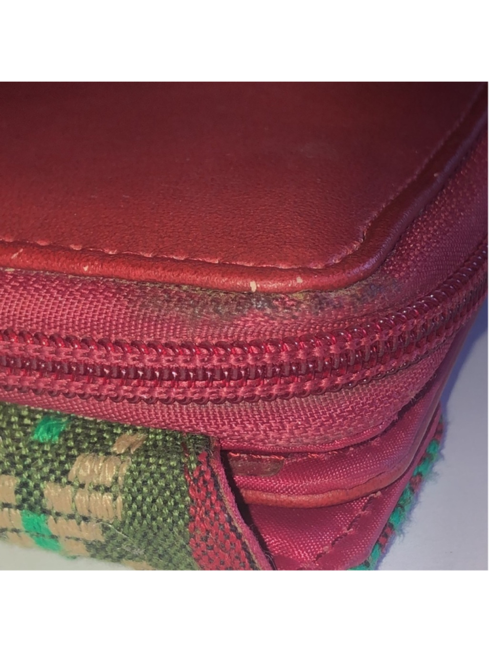 Gold Coast Dark Red Tribal Navajo Boho Zip Up Closure Wallet - Picture 8 of 10